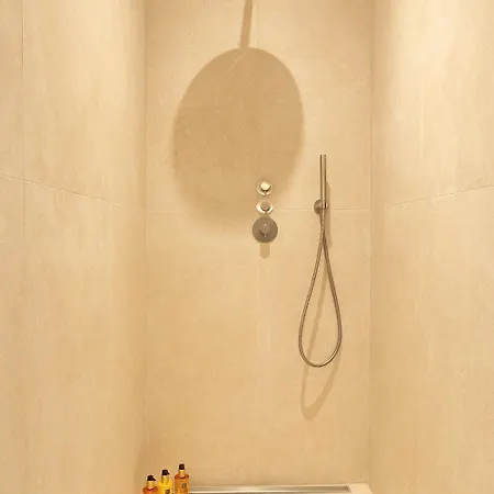 Apartment Oniri - Serviced Eiffel Tower - Rue D'augereau Paris