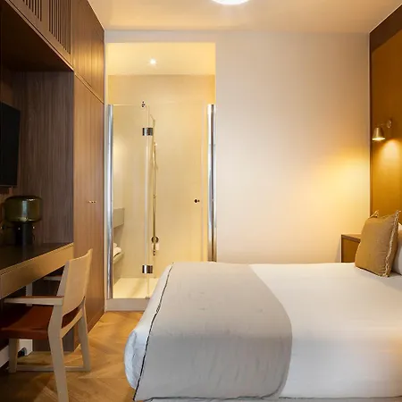 Oniri - Serviced Eiffel Tower - Rue D'augereau Париж