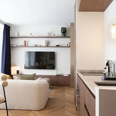 Oniri - Serviced Eiffel Tower - Rue D'augereau Apartment